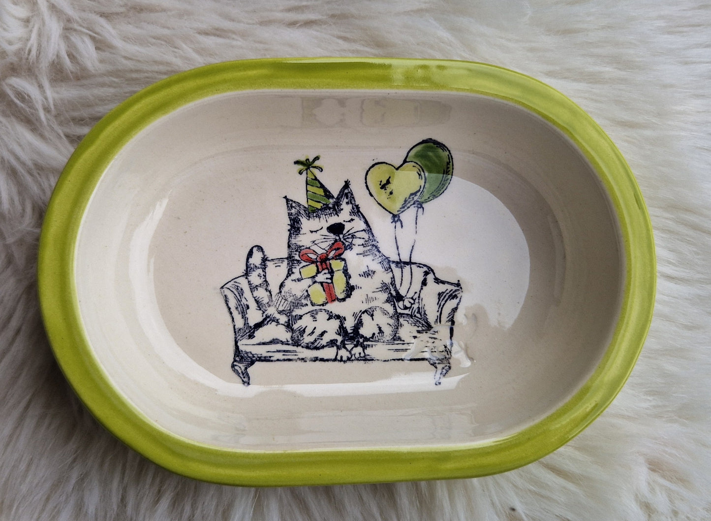 Keramik Schale für Surefeed mit Farbrand "Finn feiert Party"