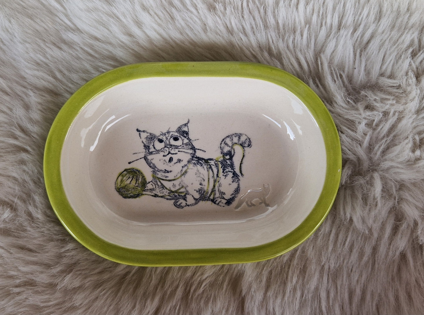 Keramik Schale für Surefeed mit Farbrand "Finn im Woll-Paradies"