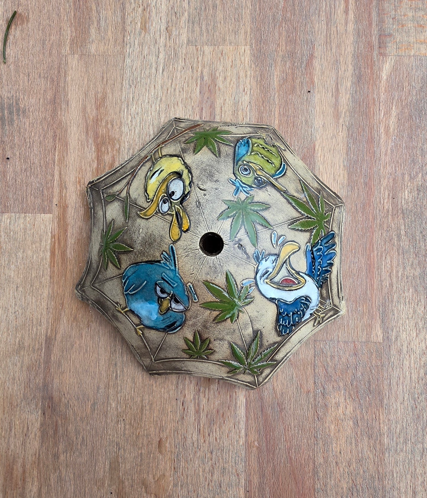 Meisenknödelschirme aus frostfester Keramik