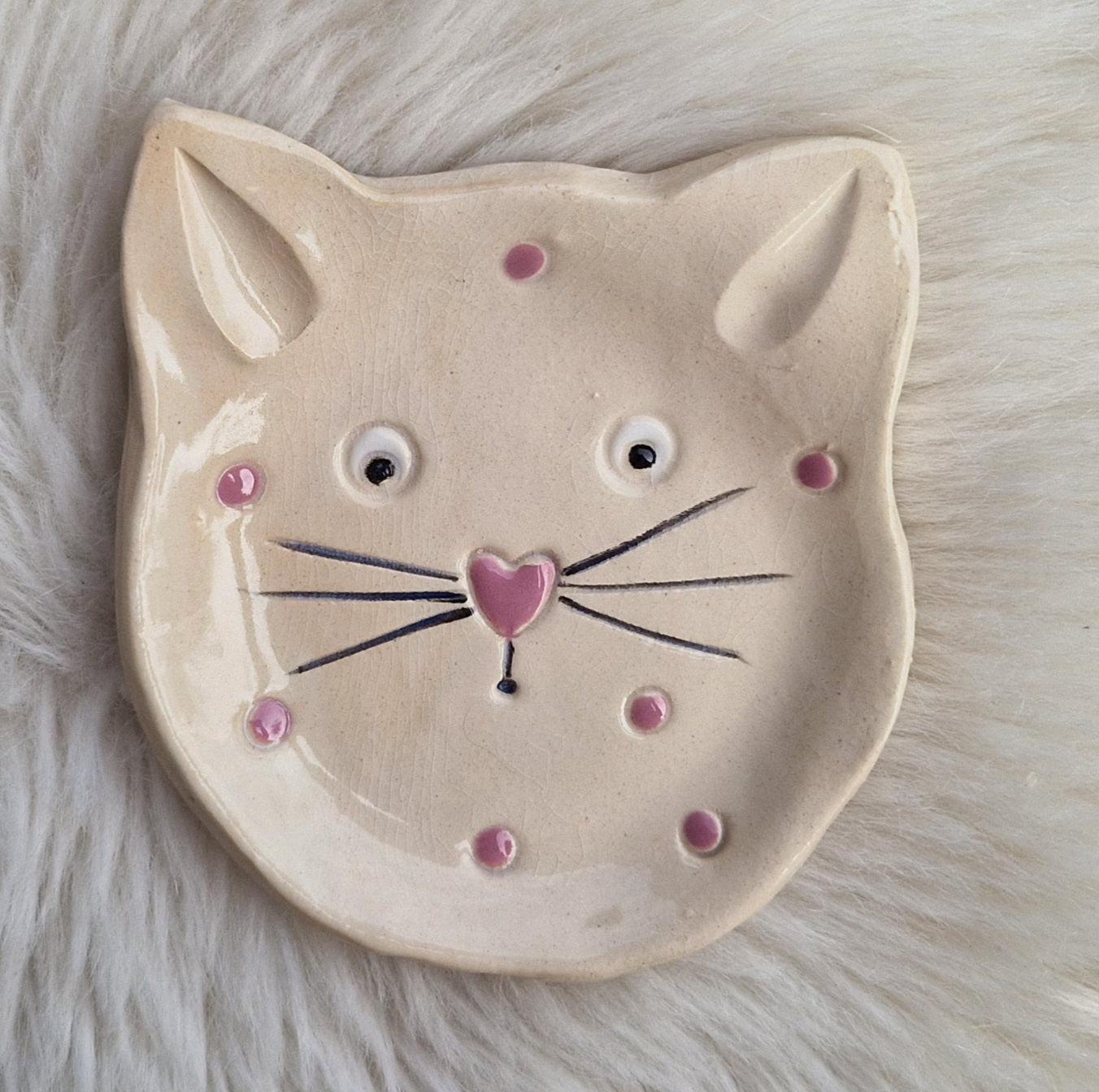 Katzenschleckteller in Katzenkopf-Form