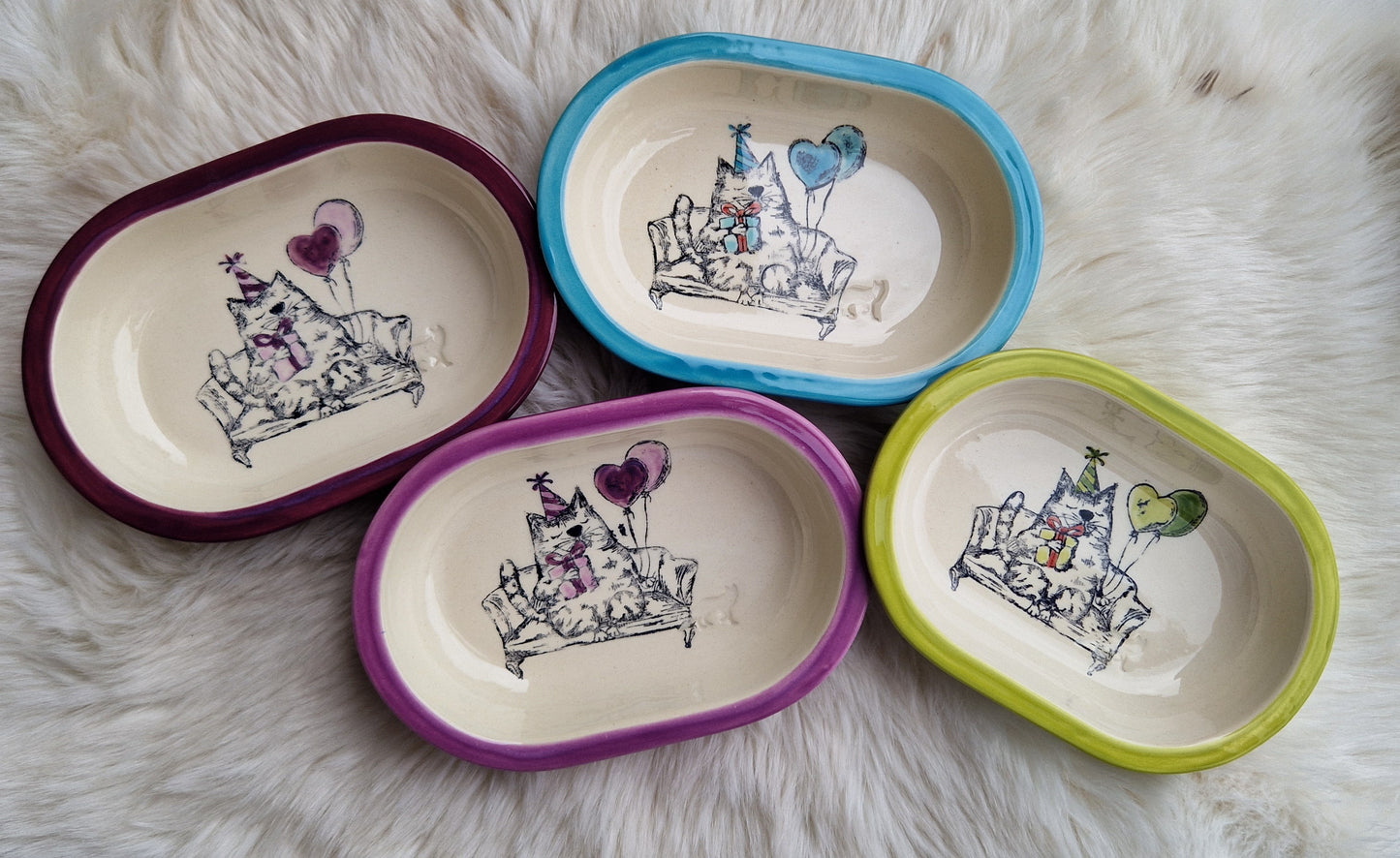 Keramik Schale für Surefeed mit Farbrand "Finn feiert Party"