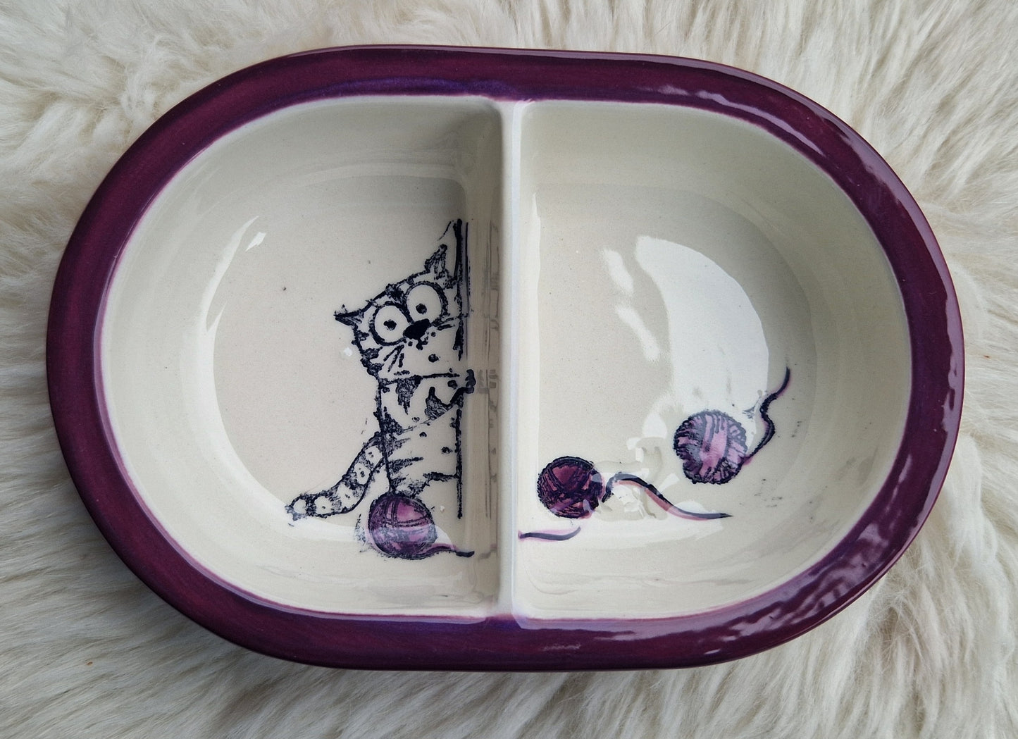 Keramik Schale für Surefeed mit Farbrand "Finn im Woll-Paradies" geteilte Ausführung