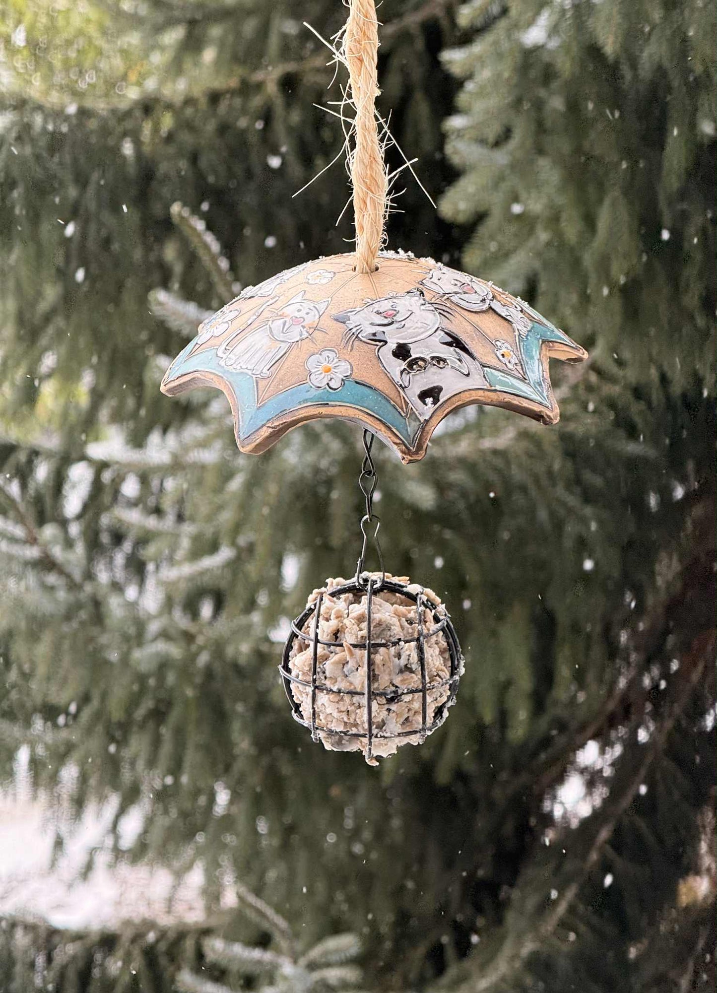 Meisenknödelschirme aus frostfester Keramik