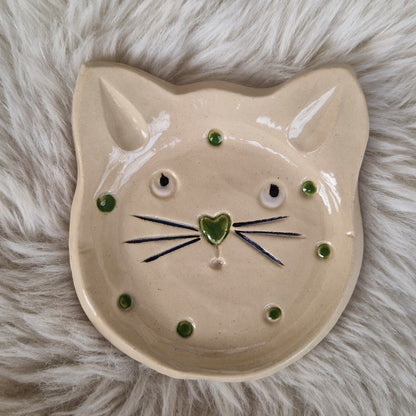 Katzenschleckteller in Katzenkopf-Form