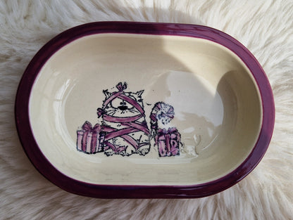 Keramik Schale für Surefeed mit Farbrand "Finn übt verpacken"