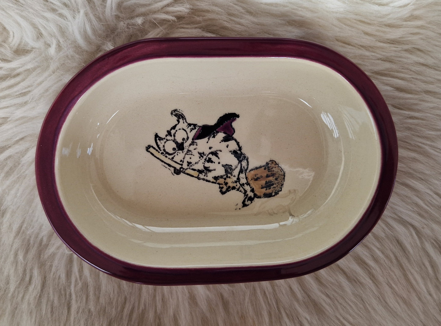 Keramik Schale für Surefeed mit Farbrand "Finn reitet auf dem Besen"
