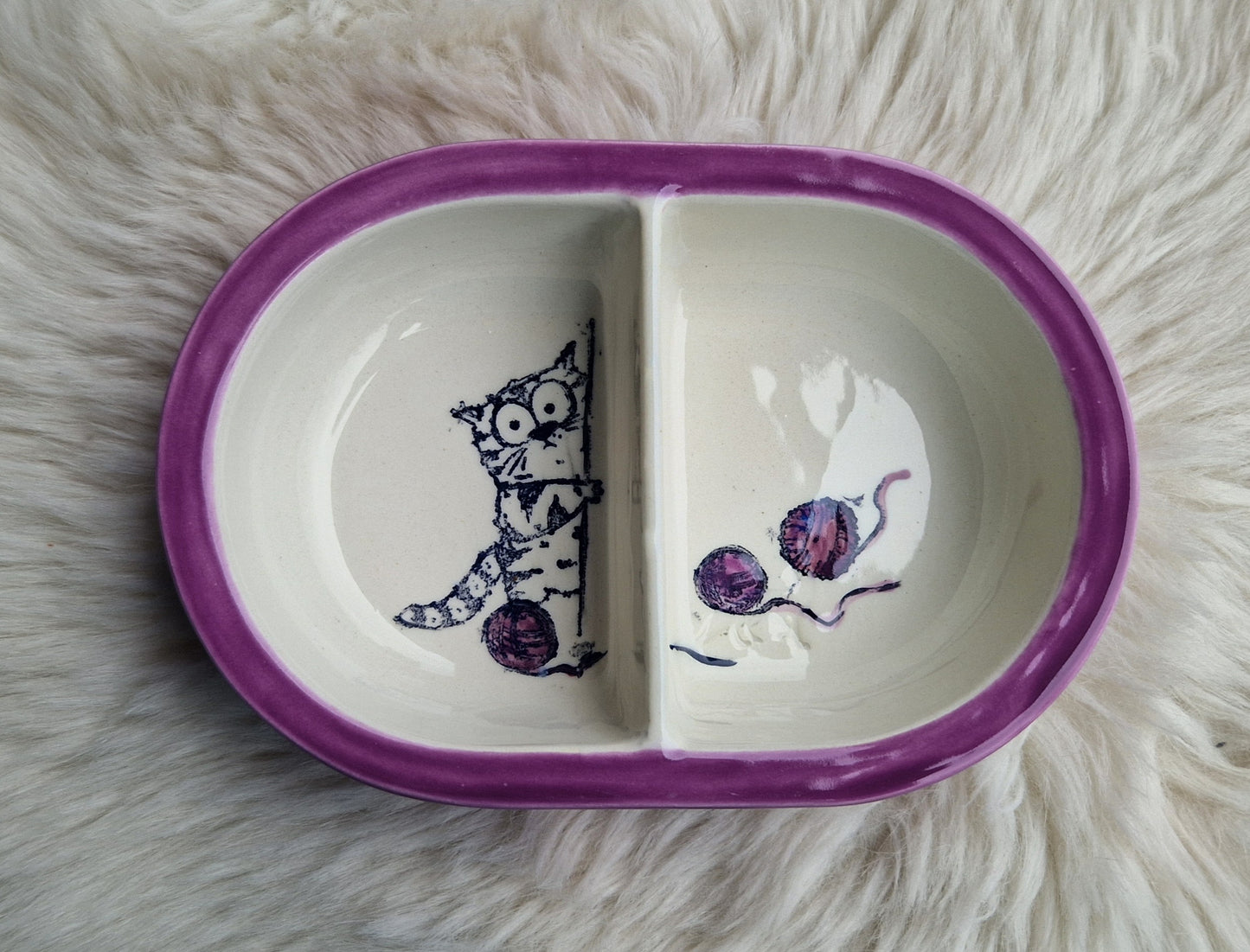 Keramik Schale für Surefeed mit Farbrand "Finn im Woll-Paradies" geteilte Ausführung