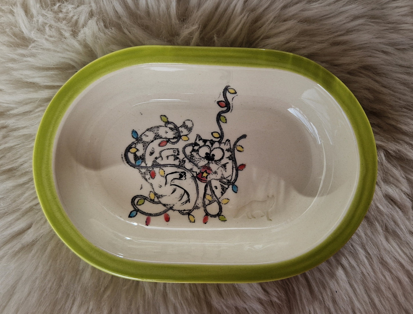 Keramik Schale für Surefeed mit Farbrand "Finn und das Lichterketten Desaster"