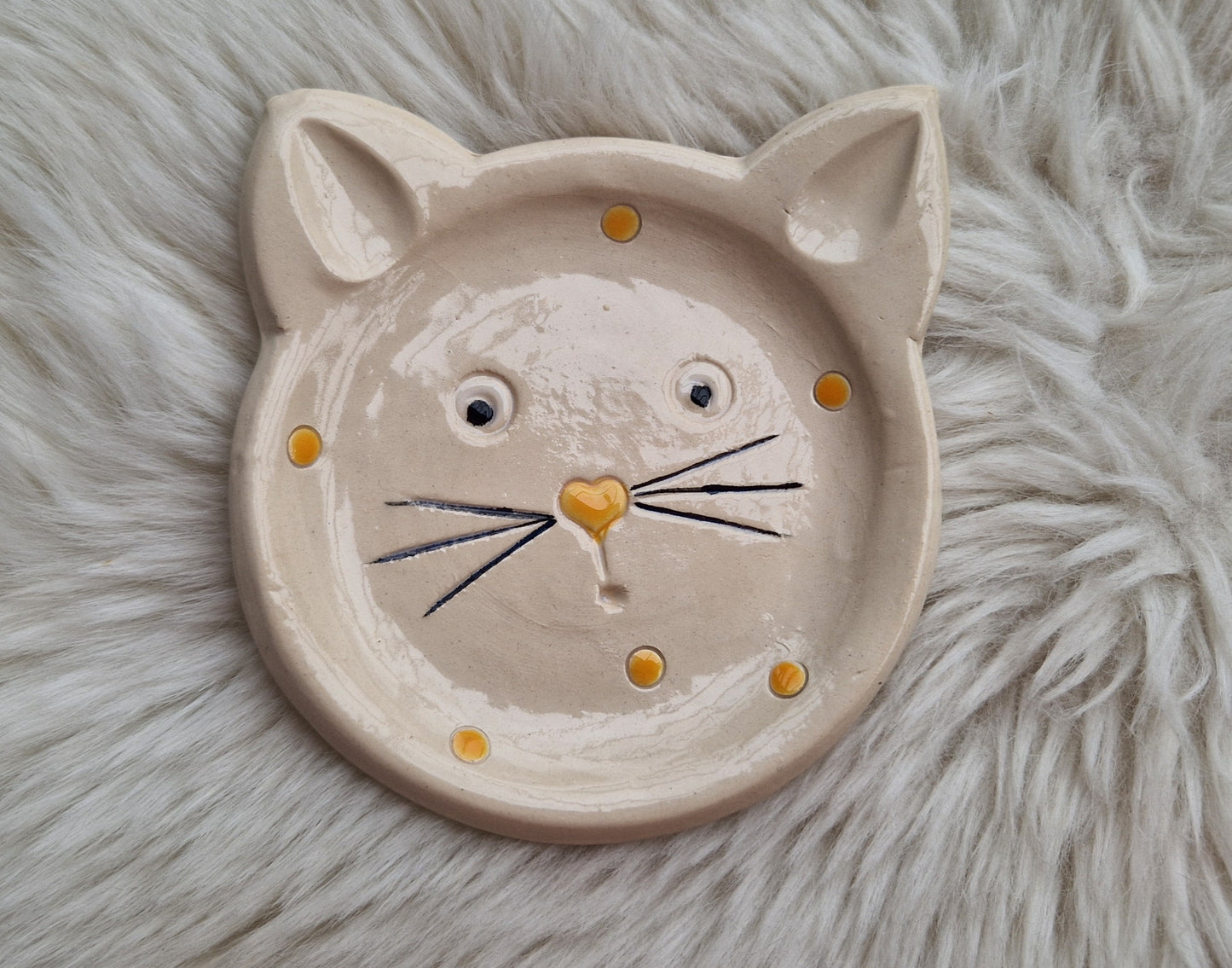 Katzenschleckteller in Katzenkopf-Form