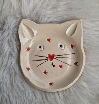 Katzenschleckteller in Katzenkopf-Form