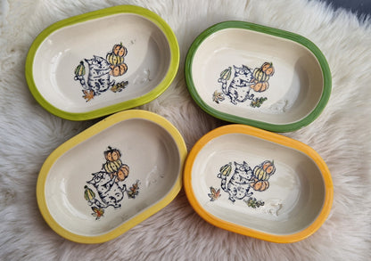 Keramik Schale für Surefeed mit Farbrand "Finn bei der Kürbisernte"